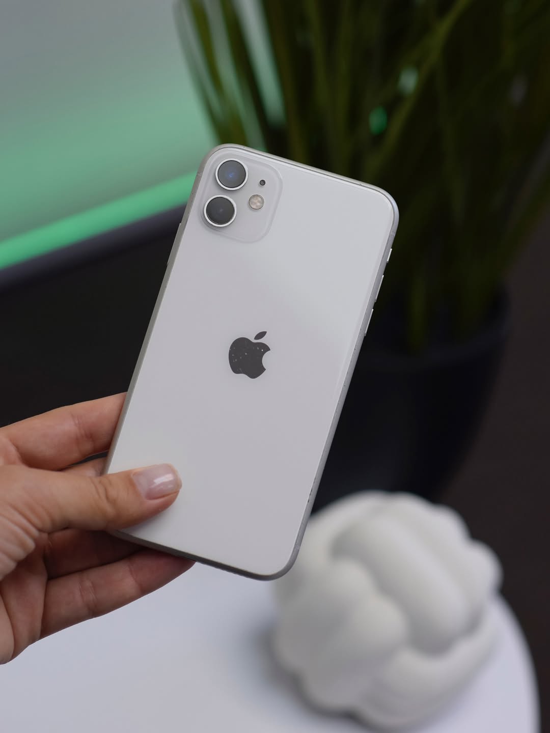 iPhone 11